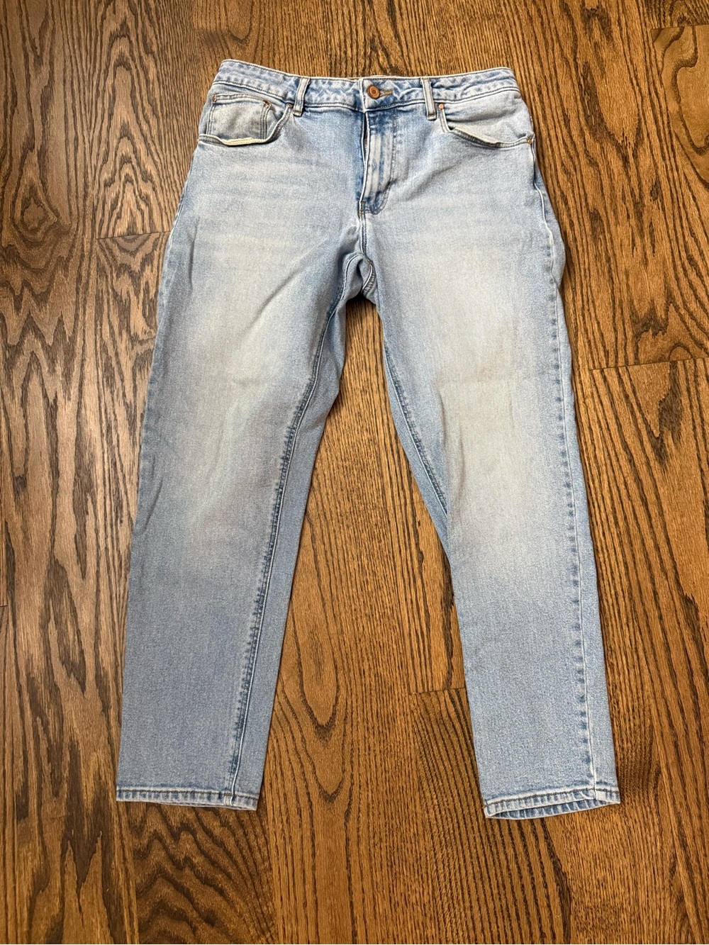 ⭐️ ASOS Light Wash Slim Straight Men’s Jeans